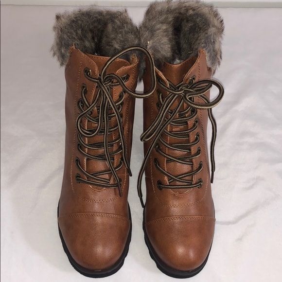 LAST ONE!!! Cloudwalkers Women’s Fur Trimmed Bootie Size 7 - Picture 4 of 13